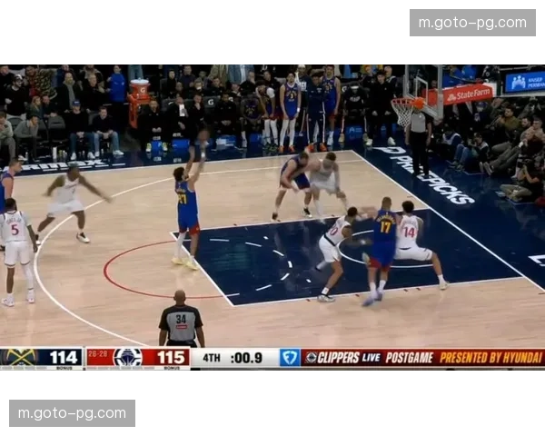 掘金对快船交锋占优 约基奇场均准三双压制伦纳德