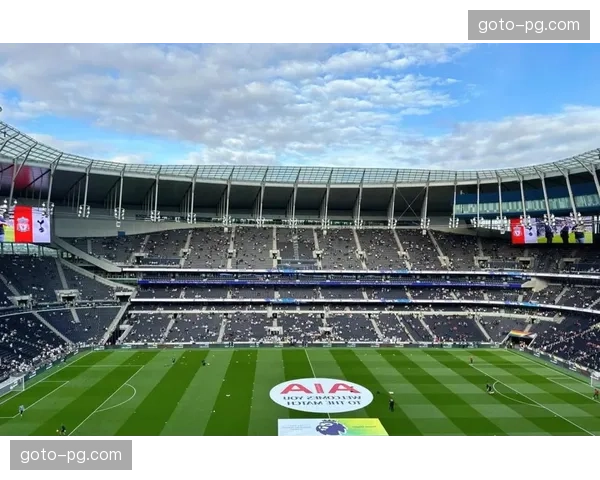 布伦特福德主场优势:社区球场氛围对球队表现的影响 布伦特福德主场优势:社区球场氛围对球队表现的影响